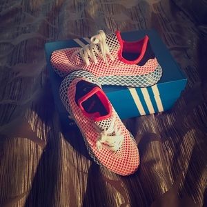 Adidas Deerupt W Size 5.5